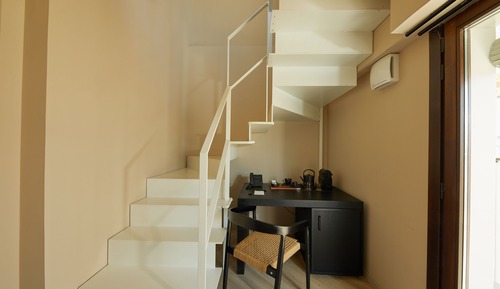 Duplex, Balcony