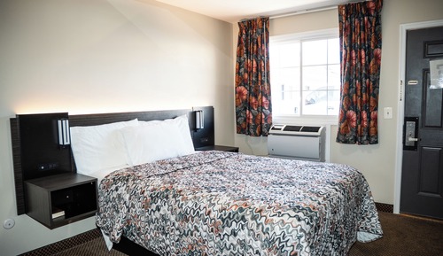 Honeymoon Room