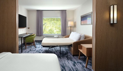 Suite, 1 King Bed with Sofa bed, Non Smoking (Hearing Accessible)