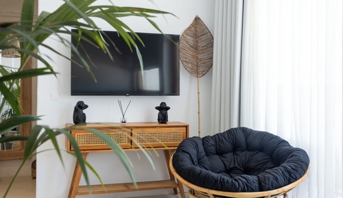 Luxury Suite with Hot Tub and Caldera View