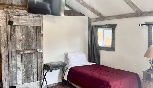 Comfort Cabin
