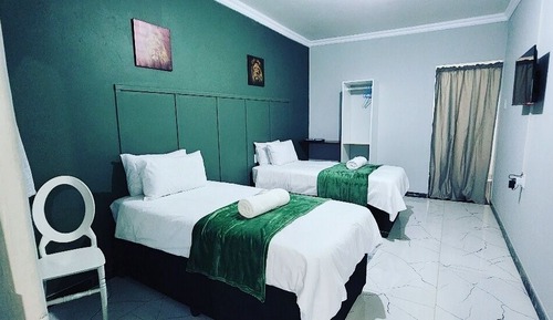 Club Shared Dormitory