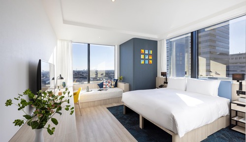 Premium Room, 1 King Bed (with Day Bed)