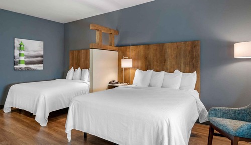 Premium Studio, 2 Queen Beds, Non Smoking, Refrigerator & Microwave
