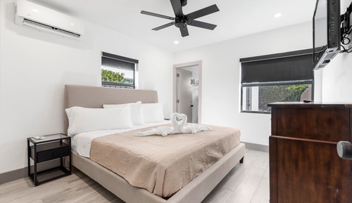 Comfort Bungalow, 1 King Bed