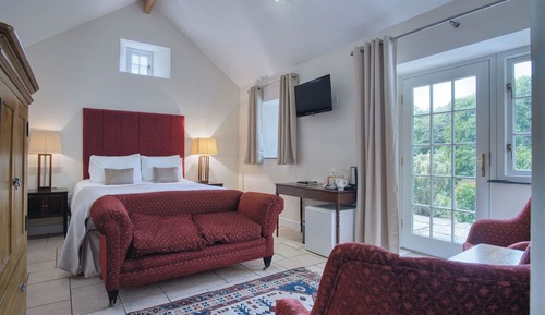 Apartment (1 Bedroom)