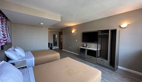 Deluxe Double Room, 2 Queen Beds, Non Smoking