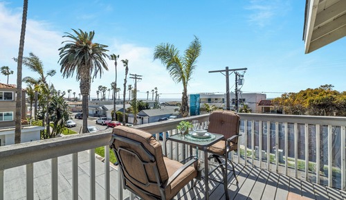 Condo, Multiple Beds, Balcony, Partial Ocean View (Seafaring Sweet Dreams)