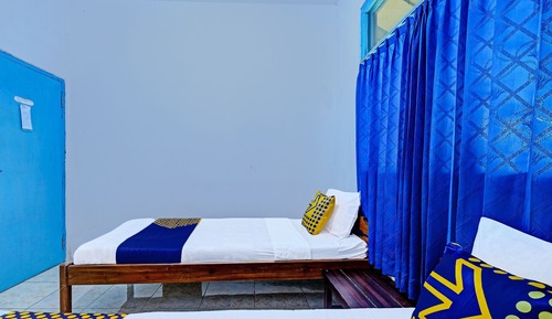 Economy Twin Room