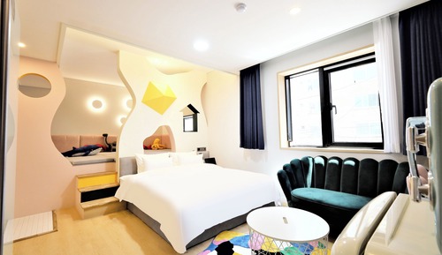 Kids Suite Room