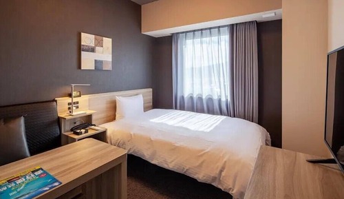 Single Room - Smoking (E-Cigarettes Only)
