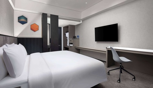 Superior Room, 1 King Bed, Non Smoking