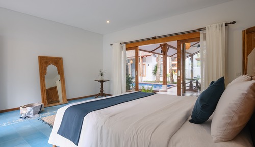 Executive Villa, 3 Bedrooms, Private Pool, Poolside (Kennes)