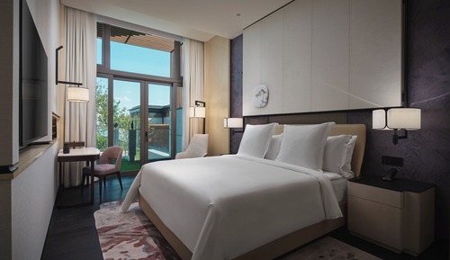 Premier Suite, 1 King Bed, Non Smoking, Terrace