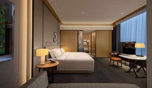 Executive Room, 1 King Bed, Smoking