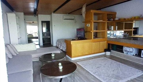 Deluxe Loft