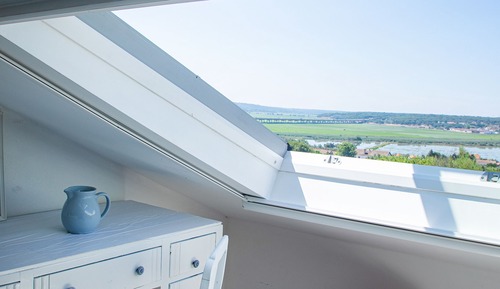 Cama em dormitório misto Roof Top com 4 camas