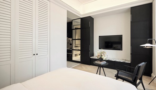 One Bedroom Studio
