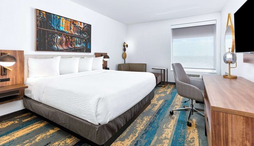 Room, 1 King Bed, Non Smoking