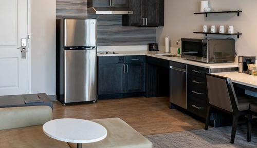 Suite, 1 Bedroom (Mobility Accessible, Roll-In Shower)