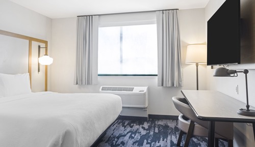 Room, 1 King Bed (Hearing Accessible)