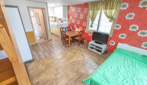 Basic Room, 1 Bedroom (A1)