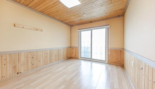 Basic Room, 3 Bedrooms (Teokshil)