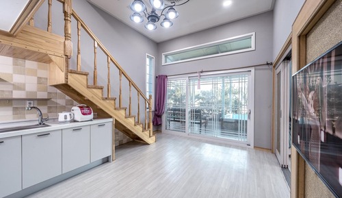 Basic Room, 3 Bedrooms (B dong Smile1+2)