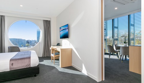 Executive Suite, 1 King Bed with Sofa bed
