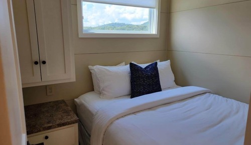 Slip House, 2BR