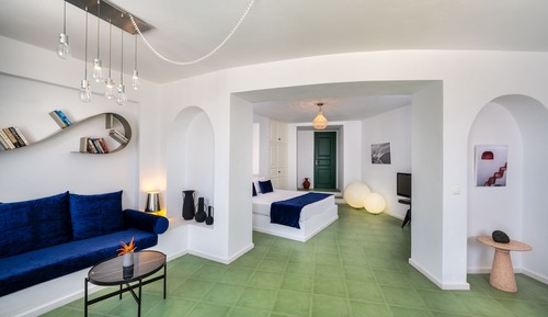 Emerald Suite, Hot Tub, Sea View