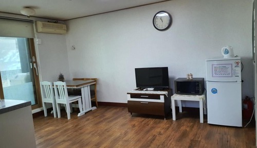 Room (Dew room)