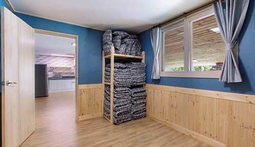 Room (A1)
