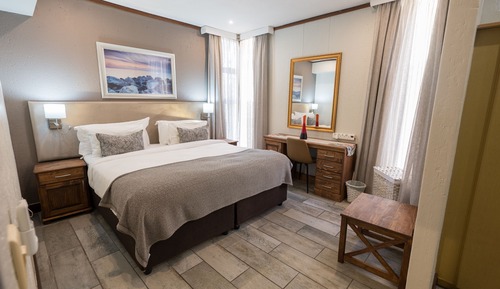 Apartment, 2 Bedrooms, Garden View