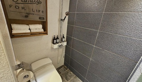 Room (A103)