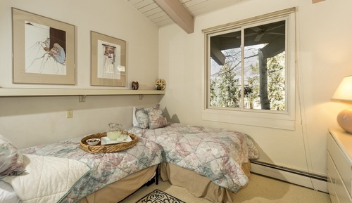 Condo, 3 Bedrooms