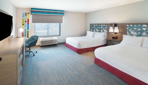Room, 2 Queen Beds, Accessible, Bathtub