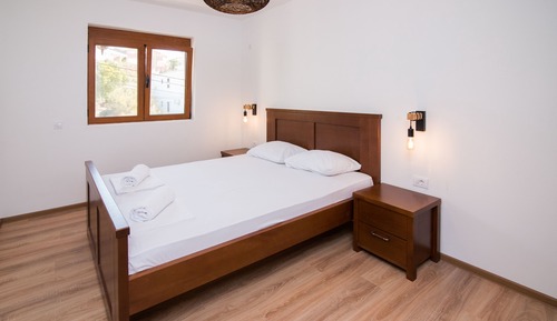Exclusive Apartment (AP21)