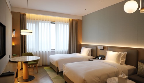 Standard Room, 2 Twin Beds, City View