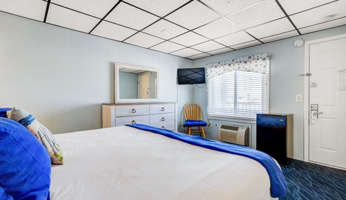 Single King 2nd Floor INN