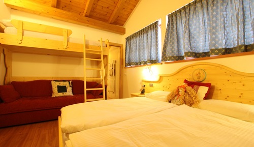 Triple Room