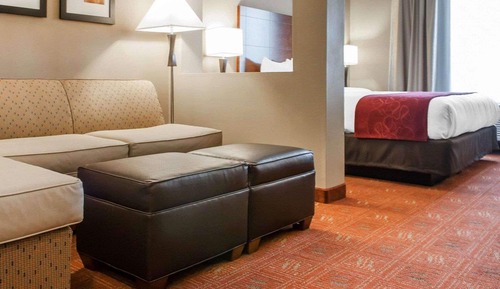 Suite, 1 Queen Bed with Sofa bed, Accessible, Non Smoking