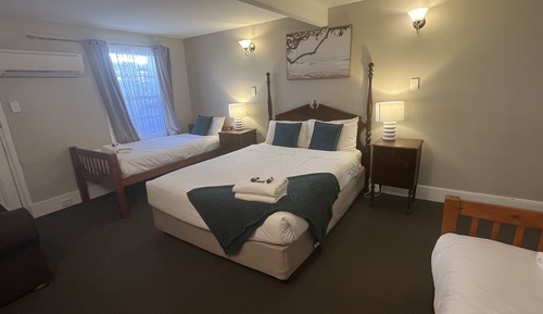 Deluxe Quadruple Room