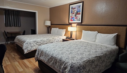 Room, 2 Queen Beds with Kitchenette