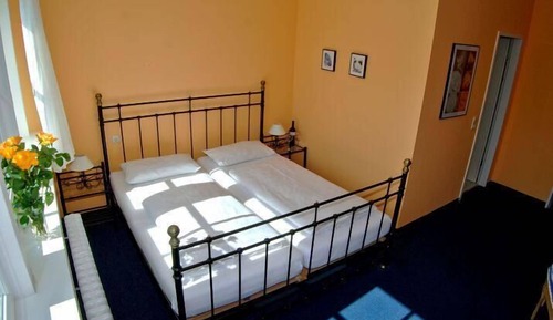 Room (family)