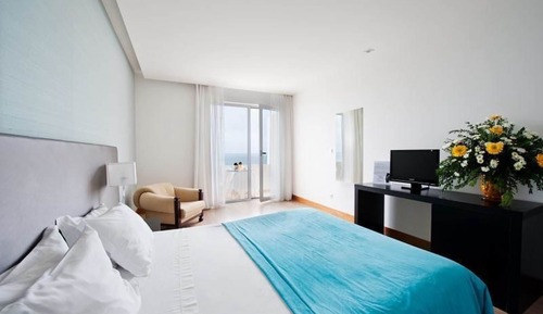Double or Twin Room, Partial Sea View