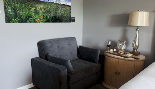 Standard Room, 1 King Bed