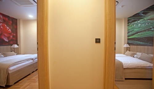 Suite with 2 Bedrooms