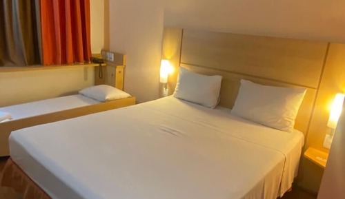 Standard Room, Multiple Beds