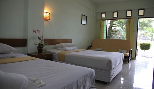 Panoramic Quadruple Room, Multiple Beds, Private Bathroom, Lake View